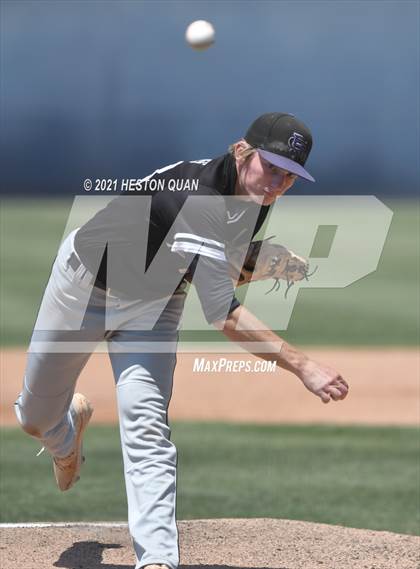Thumbnail 2 in Royal vs. Rancho Cucamonga (CIF-SS D4 Final) photogallery.