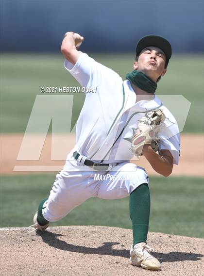 Thumbnail 2 in Royal vs. Rancho Cucamonga (CIF-SS D4 Final) photogallery.