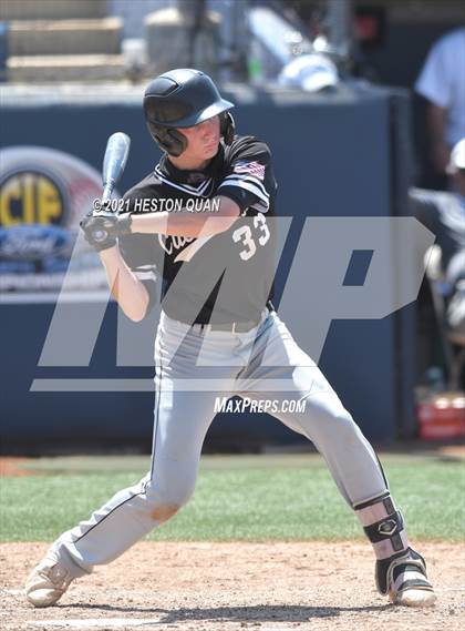 Thumbnail 3 in Royal vs. Rancho Cucamonga (CIF-SS D4 Final) photogallery.