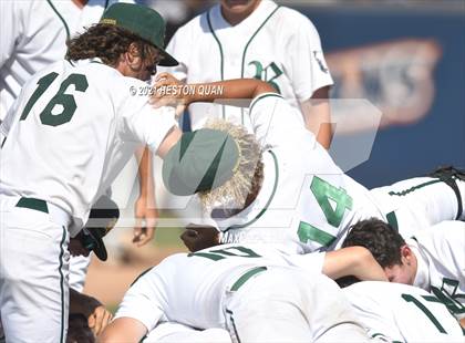 Thumbnail 2 in Royal vs. Rancho Cucamonga (CIF-SS D4 Final) photogallery.