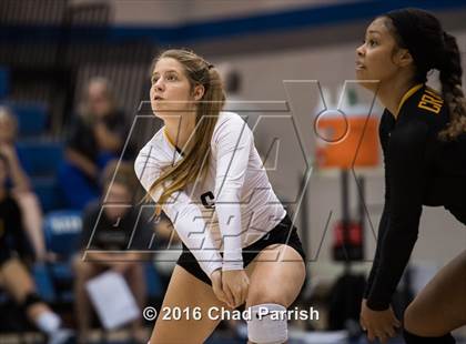 Thumbnail 1 in Crandall @ Rains photogallery.