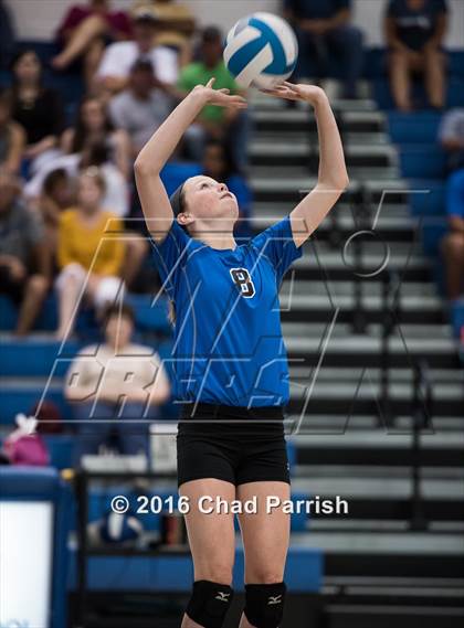 Thumbnail 2 in Crandall @ Rains photogallery.