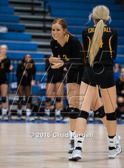 Thumbnail 3 in Crandall @ Rains photogallery.