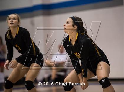 Thumbnail 3 in Crandall @ Rains photogallery.