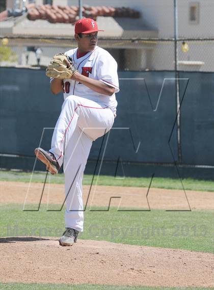 Thumbnail 1 in Sunny Hills vs. Fullerton photogallery.