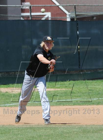 Thumbnail 1 in Sunny Hills vs. Fullerton photogallery.