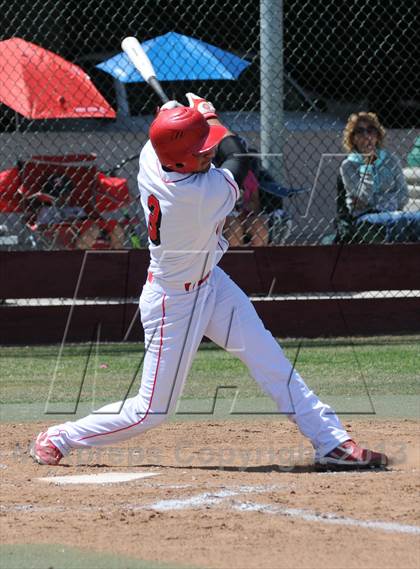 Thumbnail 3 in Sunny Hills vs. Fullerton photogallery.