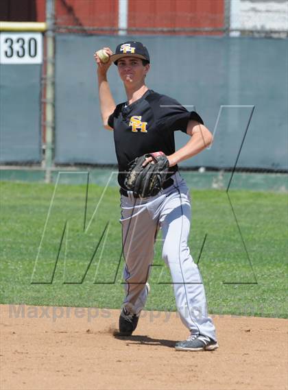 Thumbnail 3 in Sunny Hills vs. Fullerton photogallery.