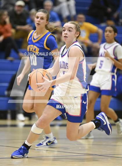 Thumbnail 3 in Lewis County vs. Wren (Low Country Invitational) photogallery.