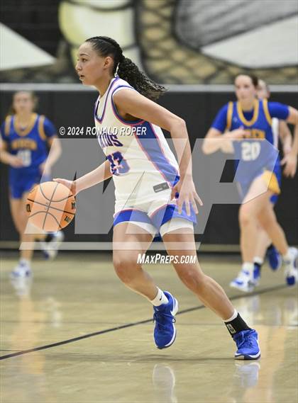 Thumbnail 1 in Lewis County vs. Wren (Low Country Invitational) photogallery.
