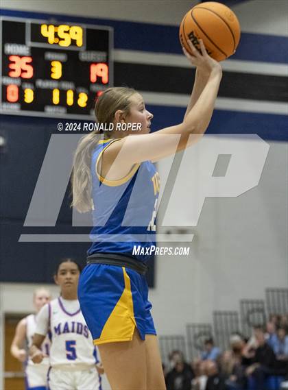 Thumbnail 2 in Lewis County vs. Wren (Low Country Invitational) photogallery.