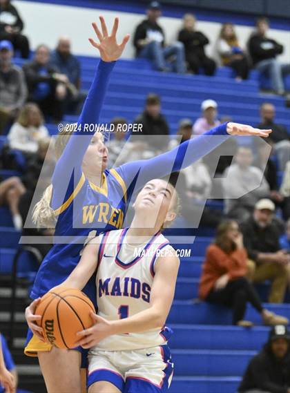Thumbnail 2 in Lewis County vs. Wren (Low Country Invitational) photogallery.