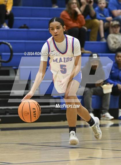 Thumbnail 3 in Lewis County vs. Wren (Low Country Invitational) photogallery.
