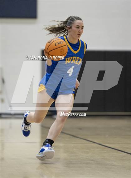 Thumbnail 1 in Lewis County vs. Wren (Low Country Invitational) photogallery.