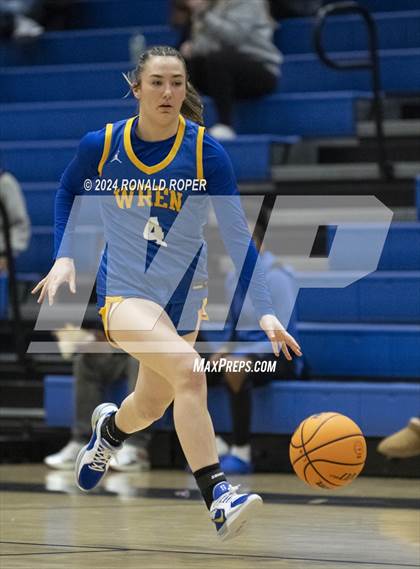 Thumbnail 1 in Lewis County vs. Wren (Low Country Invitational) photogallery.
