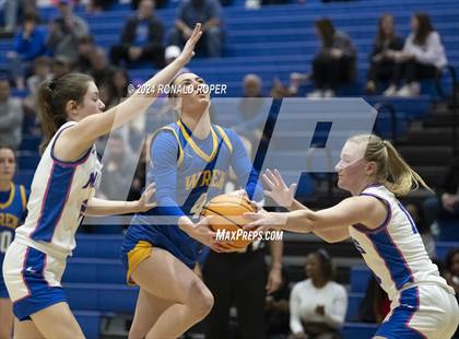 Thumbnail 3 in Lewis County vs. Wren (Low Country Invitational) photogallery.