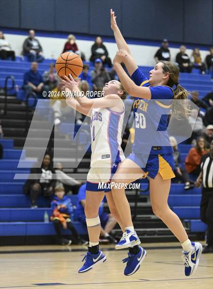 Thumbnail 1 in Lewis County vs. Wren (Low Country Invitational) photogallery.