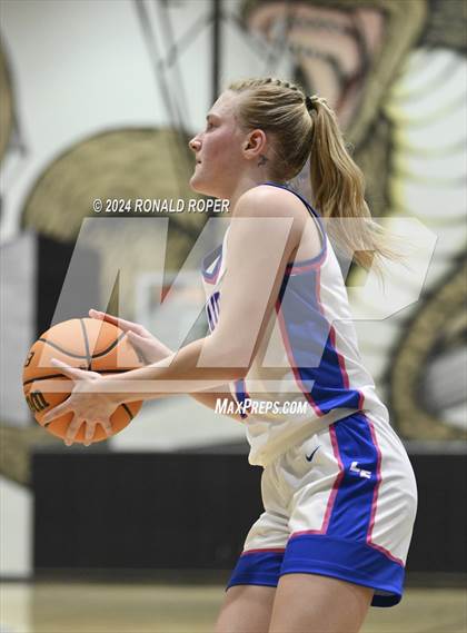 Thumbnail 1 in Lewis County vs. Wren (Low Country Invitational) photogallery.