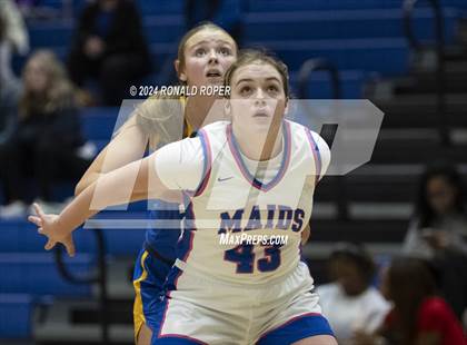 Thumbnail 3 in Lewis County vs. Wren (Low Country Invitational) photogallery.