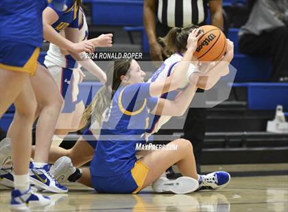 Thumbnail 2 in Lewis County vs. Wren (Low Country Invitational) photogallery.