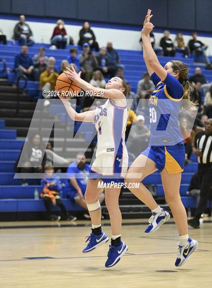 Thumbnail 2 in Lewis County vs. Wren (Low Country Invitational) photogallery.