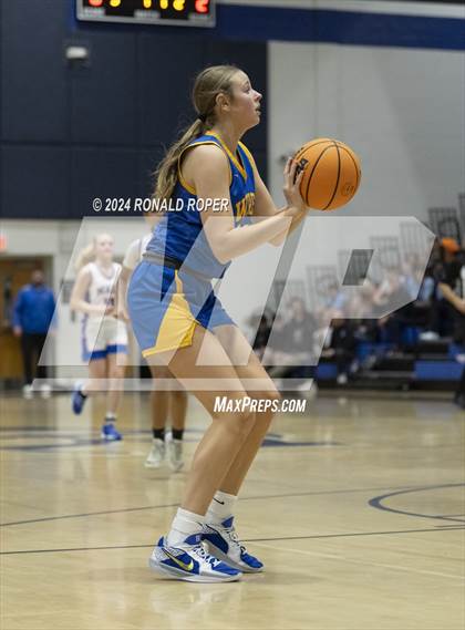 Thumbnail 3 in Lewis County vs. Wren (Low Country Invitational) photogallery.