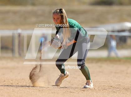 Thumbnail 3 in Roosevelt vs. D'Evelyn (CHSAA 4A Region 6 Playoff) photogallery.