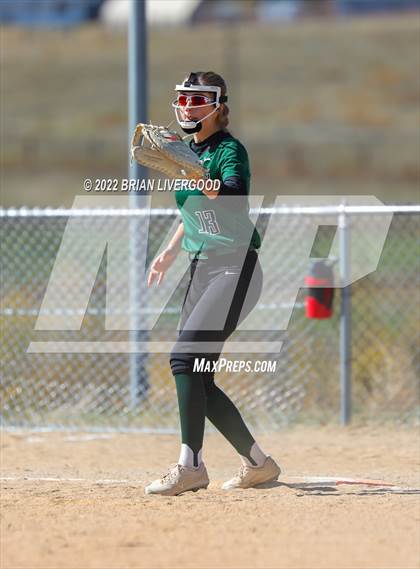 Thumbnail 1 in Roosevelt vs. D'Evelyn (CHSAA 4A Region 6 Playoff) photogallery.