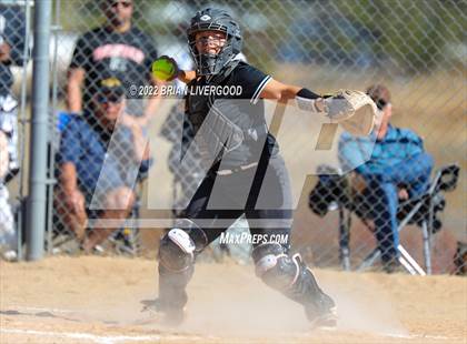 Thumbnail 3 in Roosevelt vs. D'Evelyn (CHSAA 4A Region 6 Playoff) photogallery.