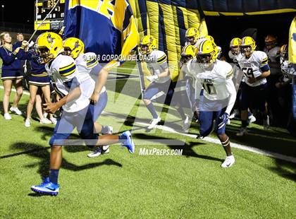 Thumbnail 1 in Lamar vs. Duncanville  (UIL 6A Regional Playoff) photogallery.
