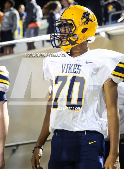 Thumbnail 1 in Lamar vs. Duncanville  (UIL 6A Regional Playoff) photogallery.