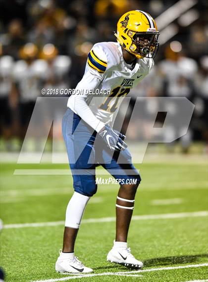 Thumbnail 1 in Lamar vs. Duncanville  (UIL 6A Regional Playoff) photogallery.