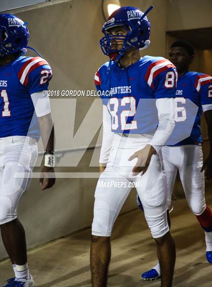Thumbnail 1 in Lamar vs. Duncanville  (UIL 6A Regional Playoff) photogallery.
