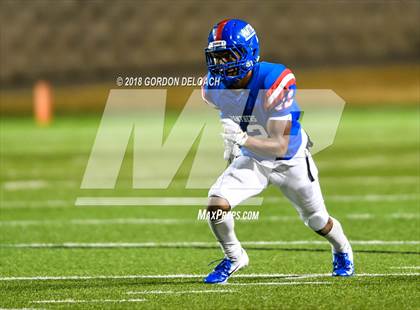 Thumbnail 2 in Lamar vs. Duncanville  (UIL 6A Regional Playoff) photogallery.