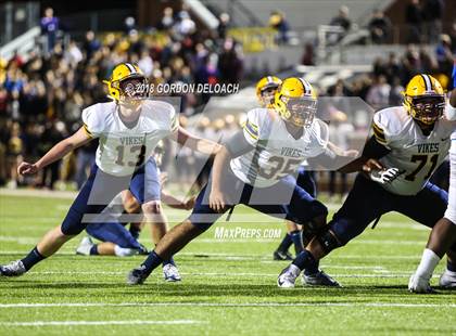 Thumbnail 1 in Lamar vs. Duncanville  (UIL 6A Regional Playoff) photogallery.