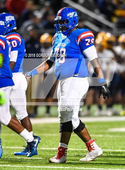 Thumbnail 2 in Lamar vs. Duncanville  (UIL 6A Regional Playoff) photogallery.