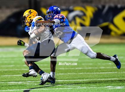 Thumbnail 1 in Lamar vs. Duncanville  (UIL 6A Regional Playoff) photogallery.