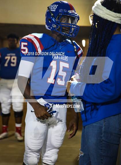 Thumbnail 2 in Lamar vs. Duncanville  (UIL 6A Regional Playoff) photogallery.
