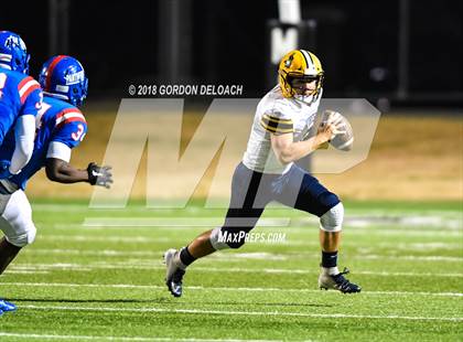 Thumbnail 1 in Lamar vs. Duncanville  (UIL 6A Regional Playoff) photogallery.