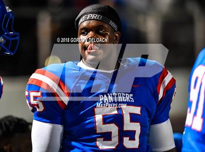 Thumbnail 3 in Lamar vs. Duncanville  (UIL 6A Regional Playoff) photogallery.