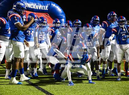 Thumbnail 3 in Lamar vs. Duncanville  (UIL 6A Regional Playoff) photogallery.