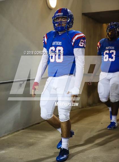Thumbnail 2 in Lamar vs. Duncanville  (UIL 6A Regional Playoff) photogallery.