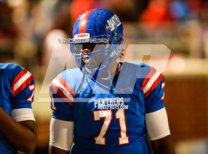 Thumbnail 3 in Lamar vs. Duncanville  (UIL 6A Regional Playoff) photogallery.