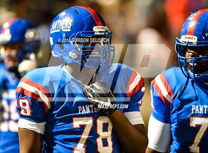 Thumbnail 2 in Lamar vs. Duncanville  (UIL 6A Regional Playoff) photogallery.