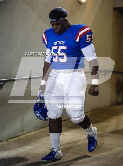 Thumbnail 1 in Lamar vs. Duncanville  (UIL 6A Regional Playoff) photogallery.