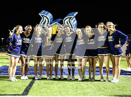 Thumbnail 3 in Lamar vs. Duncanville  (UIL 6A Regional Playoff) photogallery.