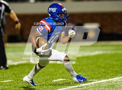 Thumbnail 1 in Lamar vs. Duncanville  (UIL 6A Regional Playoff) photogallery.