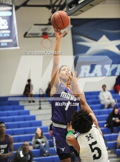 Thumbnail 3 in Morton Ranch vs. Fort Bend Hightower (McDonald's Texas Invitational) photogallery.