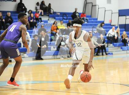 Thumbnail 2 in Morton Ranch vs. Fort Bend Hightower (McDonald's Texas Invitational) photogallery.
