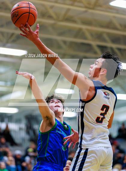 Thumbnail 1 in Lindbergh vs. Liberty (Salmon Cup) photogallery.